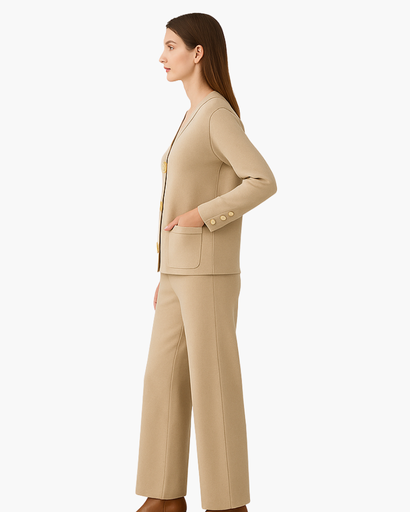 Ensemble Femme 2 Pièces avec Grands Boutons Dorés – Chic & Confortable