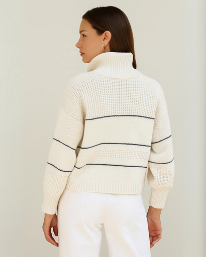 Pull Femme Rayé à Col Boutonné – Confort Doux & Style Chic