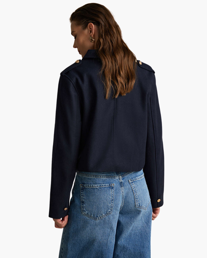 Veste femme courte à double poche et boutons