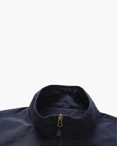 Gilet sans manches pour homme – Élégance légère et fonctionnelle