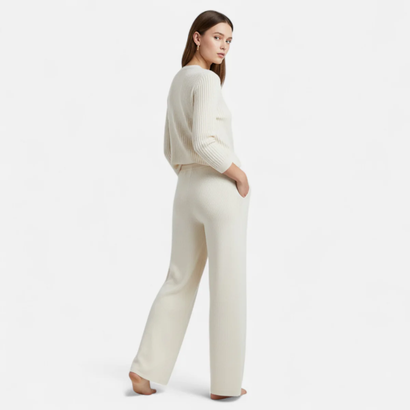 Pantalon Femme Large en Laine Premium – Élégance Décontractée et Confort Thermique