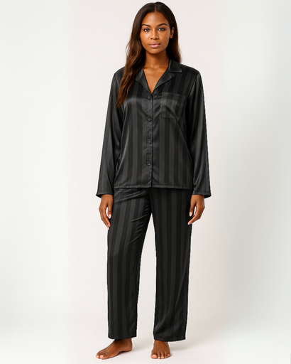 Pyjama Femme en Satin Rayé – Chic, Confortable & Élégant pour la Nuit