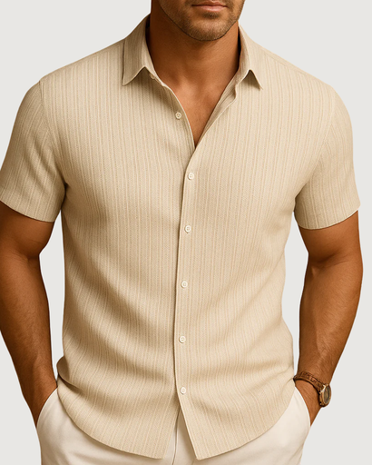 Chemise homme légère à manches courtes et col classique