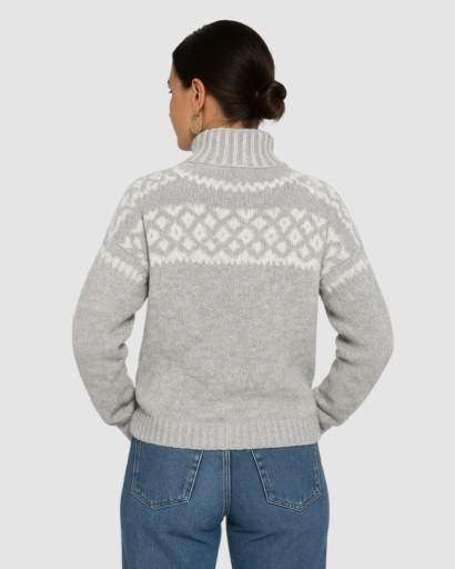 Pull Femme à Col Montant – Motif Nordique et Chaleur Douillette