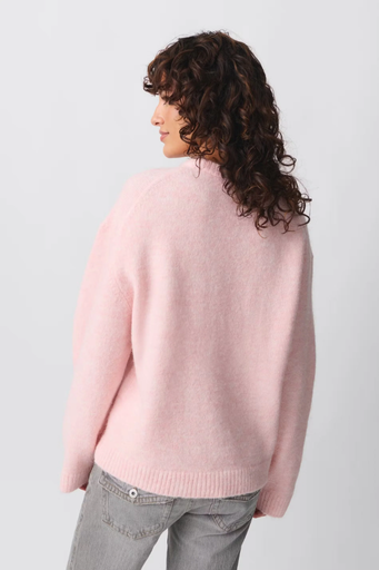 Pull Doux Femme – Coupe Oversize en Maille Moelleuse