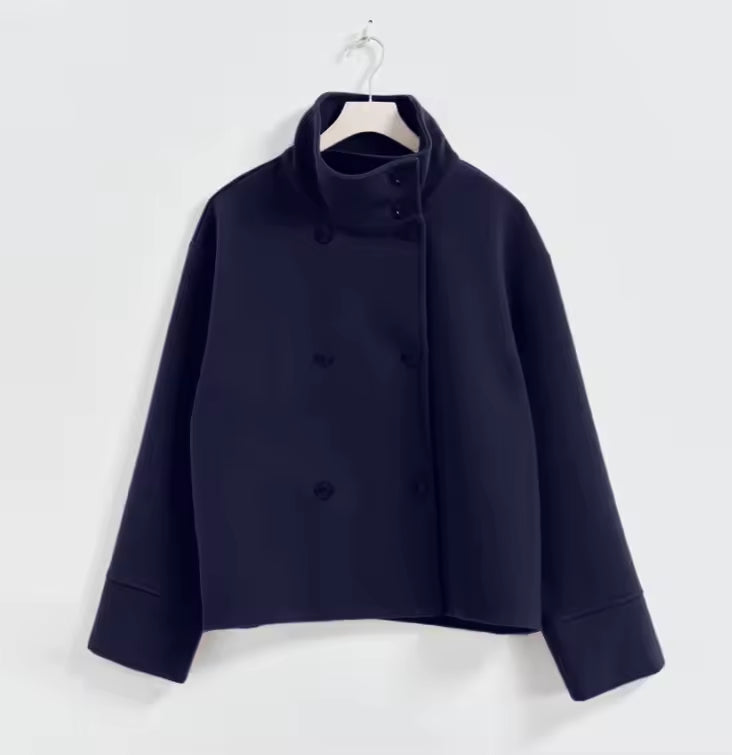 manteau court femme bleu marine, vue de face