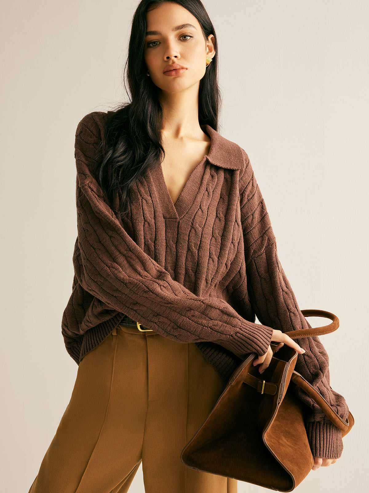 Pull-over en maille câblée pour femme avec col montant