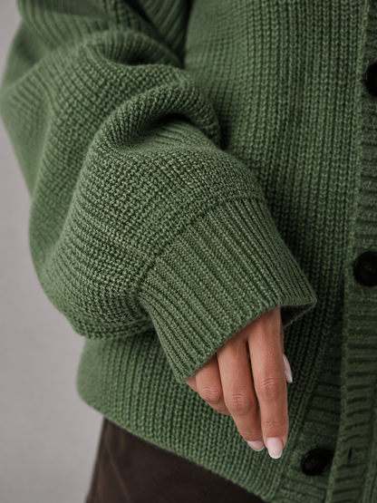 Gilet oversize marron en maille avec coupe amble et emmanchures tombantes