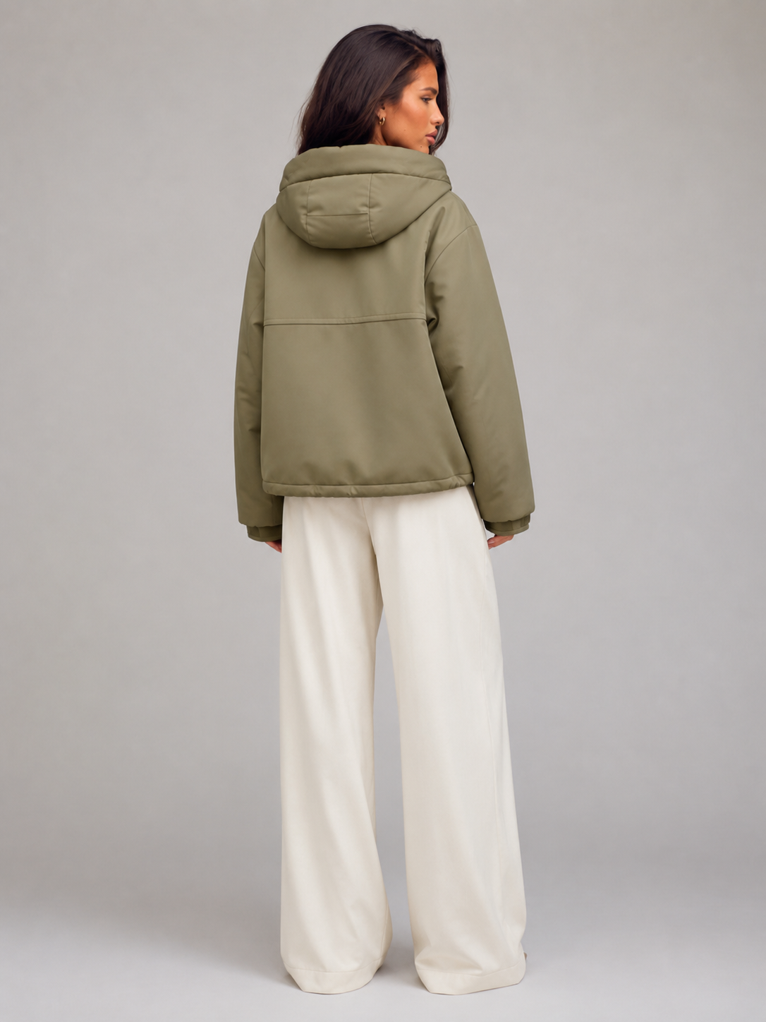 Veste verte matelassée pour femme, vue de dos