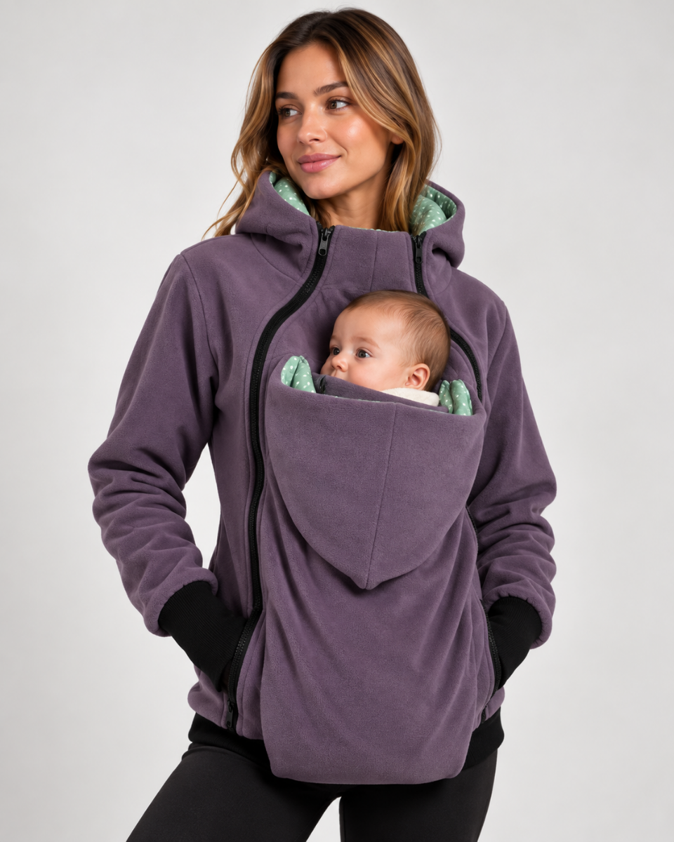 porte-bébé hoodie avec pochette intégrée, sur un mannequin