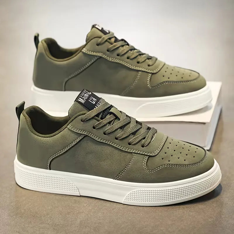 Gros plan sur le laçage classique de la sneaker