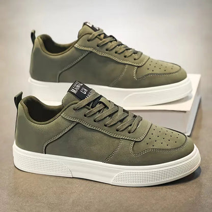 Gros plan sur le laçage classique de la sneaker