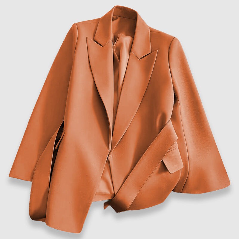 Déclinaison du blazer oversized en coloris sauge et crème