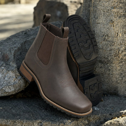 bottes Chelsea pour homme en simili cuir, détail du tireur avant