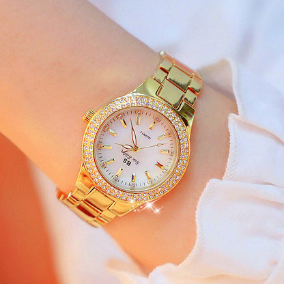 montre pour femme, vue de profil