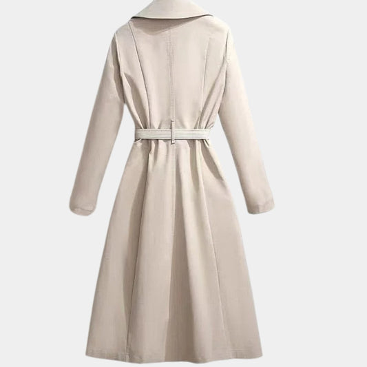 manteau trench élégant pour femme, vue de face