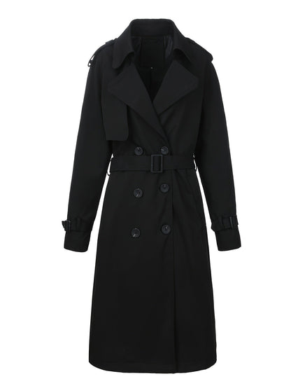 manteau trench-coat pour femme, sur modèle en mouvement