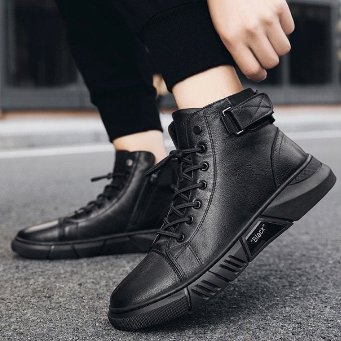 Chaussures orthopédiques pour hommes en cuir, vue de face
