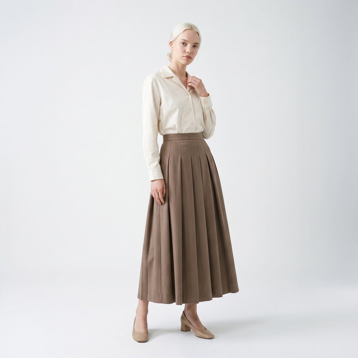 jupe en laine plissée A-Line maxi, vue de côté