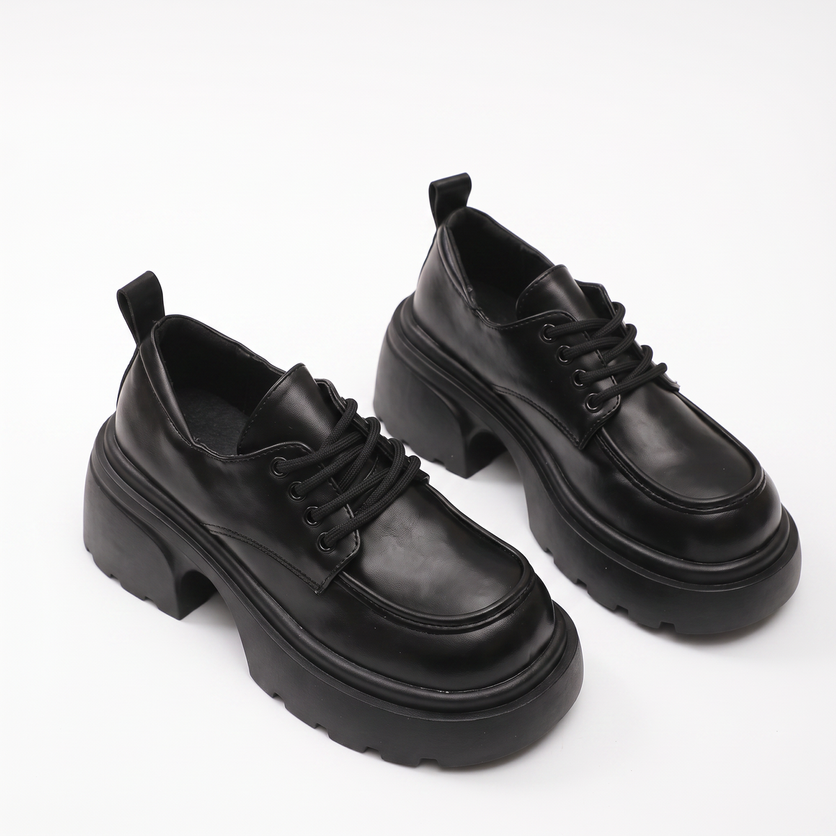 Chaussures de ville à talon empilé, vue de face