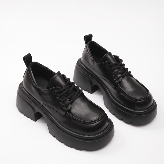 Chaussures de ville à talon empilé, vue de face