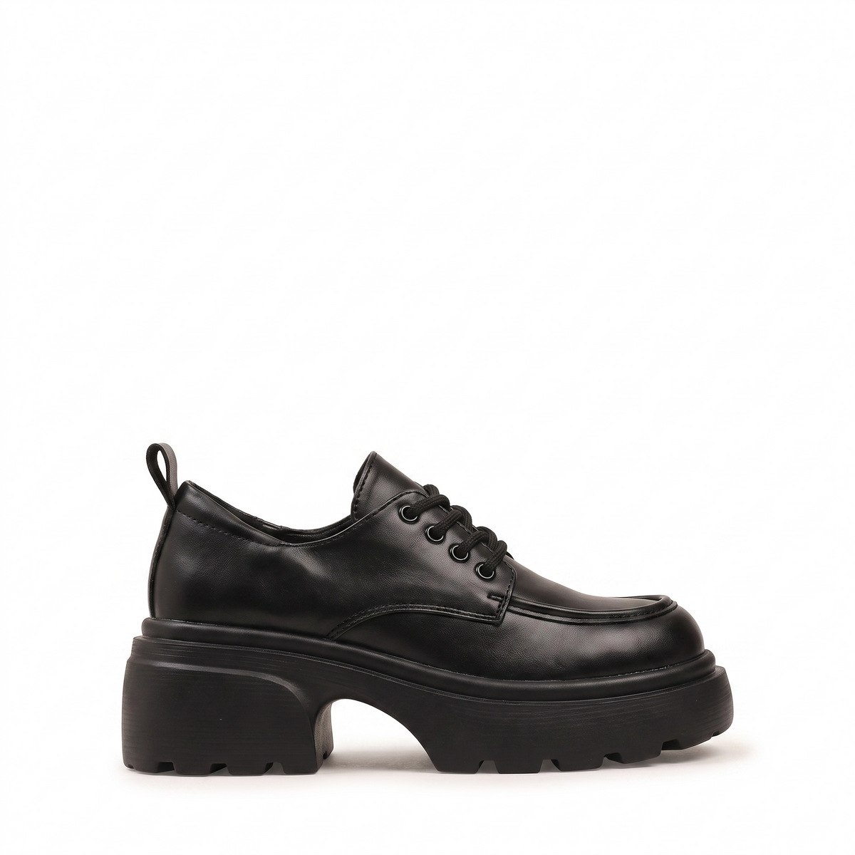 Chaussures de ville à talon empilé, vue de côté