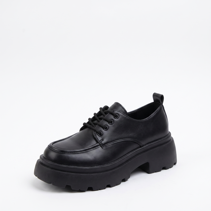 Mocassins plates-formes lacets en cuir, détail de la semelle