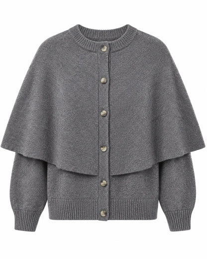 cardigan cape femme, porté avec une jupe