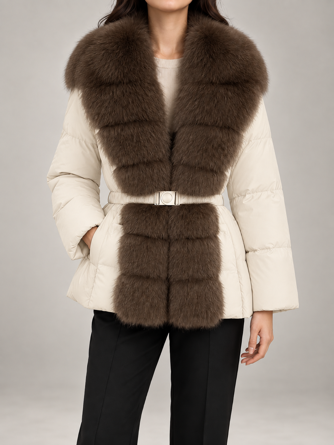 Manteau hivernal à capuchon en fausse fourrure, ourlet