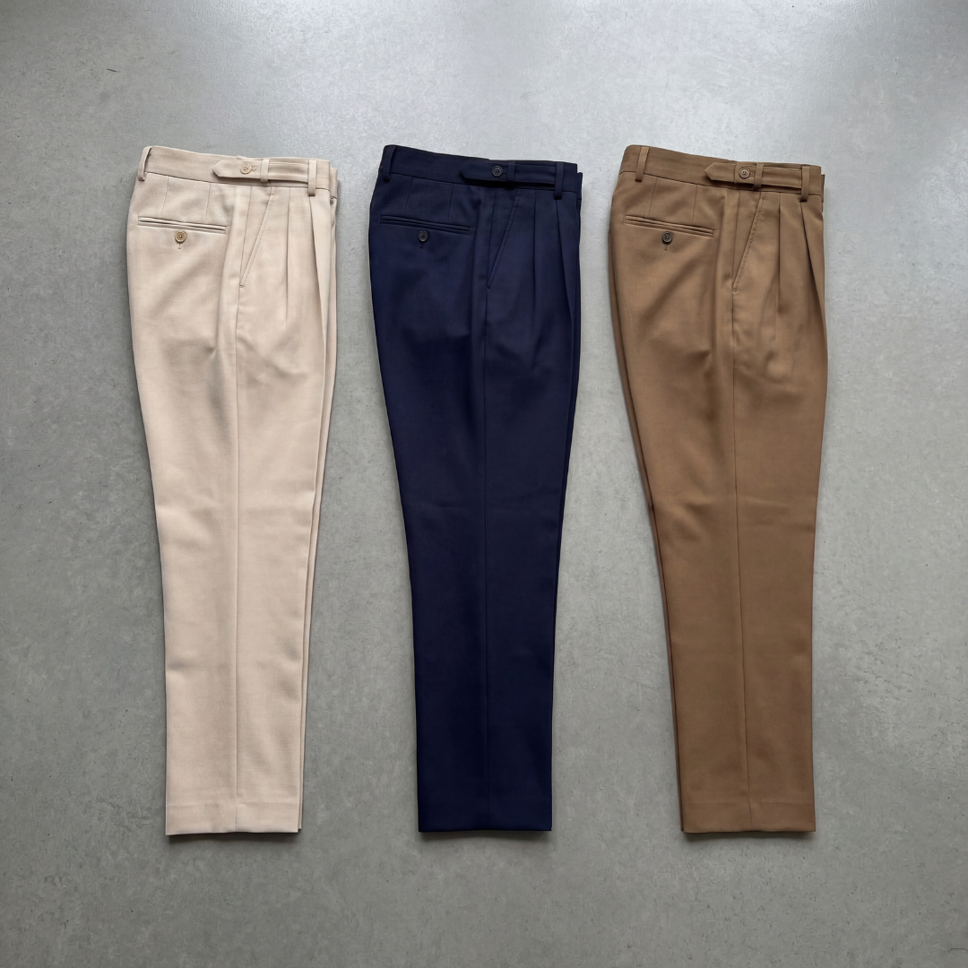 Pantalon tailleur pour homme, association avec une chemise