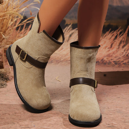 Bottines femme effet daim beige à boucle réglable marron, gros plan vue extérieure