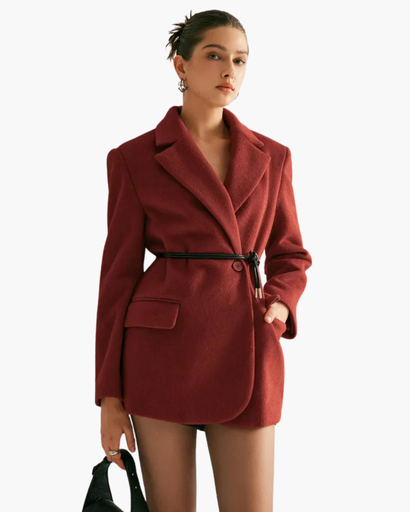 Veste tailleur femme ceinturée à la taille