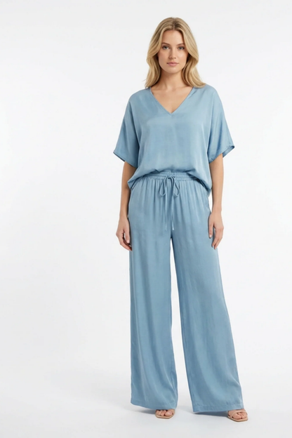 Ensemble Femme 2 Pièces Haut Col V & Pantalon Large Fluide – Tenue Élégante | Invitée de Mariage