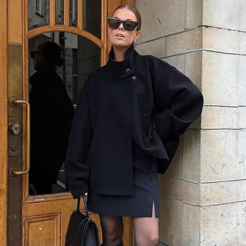 manteau court femme noir, vue de face