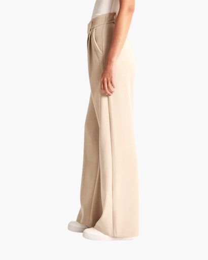Ensemble Blazer & Pantalon Femme – Tenue Bureau Élégante | Invitée de Mariage & Chic Quotidien