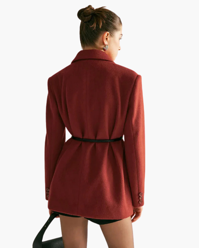 Veste tailleur femme ceinturée à la taille