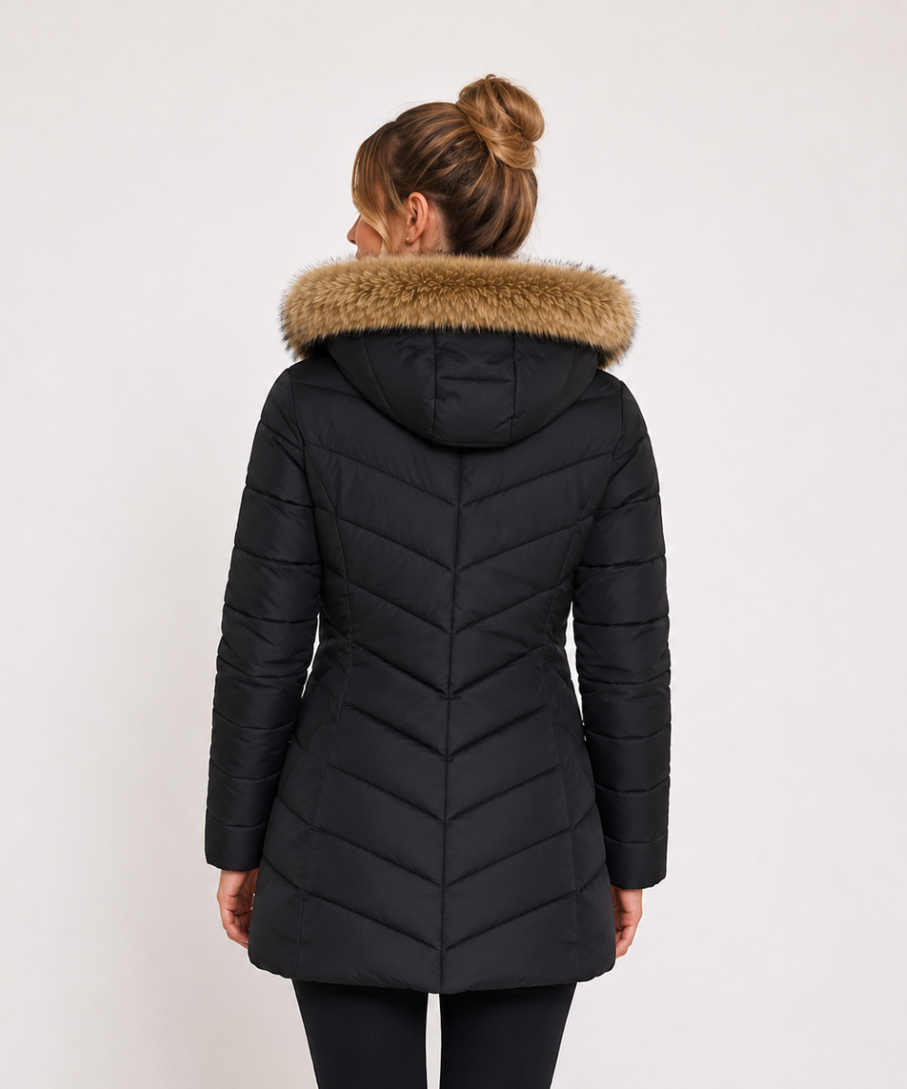 Manteau long femme matelassé à capuche fausse fourrure, vue de dos