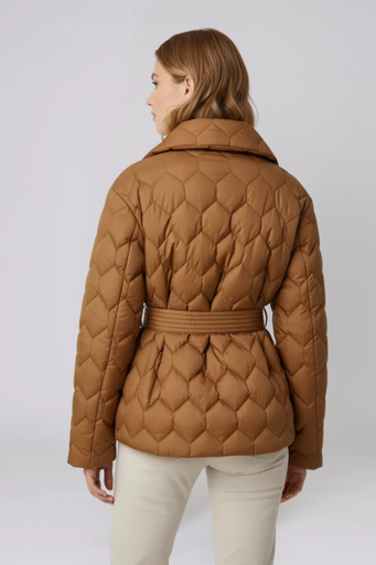 Veste Matelassée Femme Ceinturée – Coupe Élégante & Silhouette Structurée