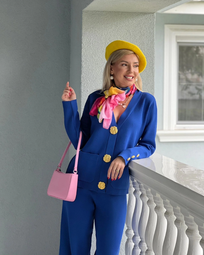 Ensemble Femme 2 Pièces avec Grands Boutons Dorés – Chic & Confortable