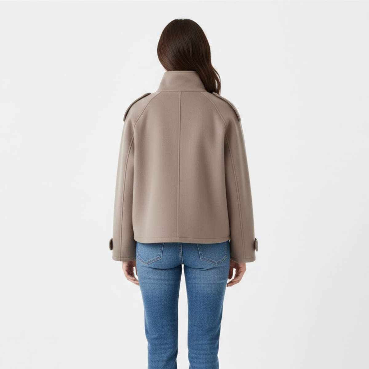 blouson court en laine pour femme, vue de trois quarts