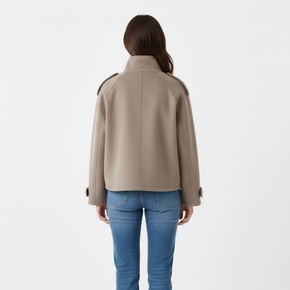 blouson court en laine pour femme, vue de trois quarts