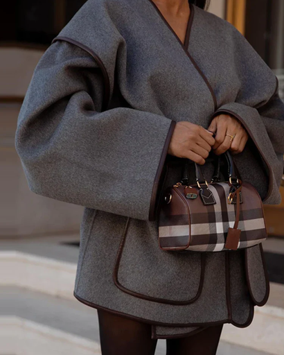 Manteau Femme avec Ceinture et Col V – Élégante Veste pour l’Automne et l’Hiver