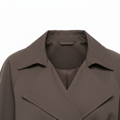 trench court femme chocolat, détail de la ceinture à nouer