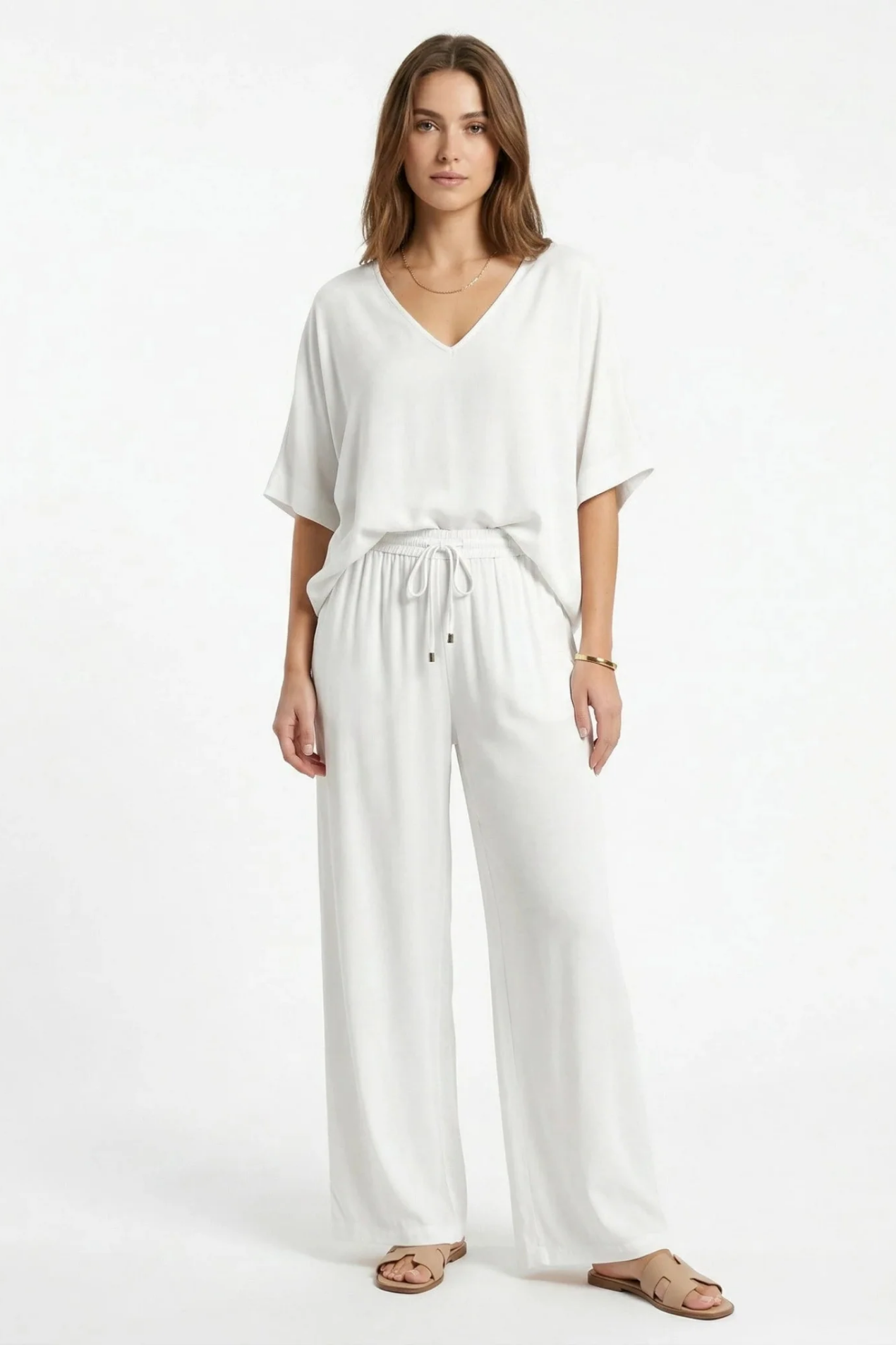 Ensemble Femme 2 Pièces Haut Col V & Pantalon Large Fluide – Tenue Élégante | Invitée de Mariage