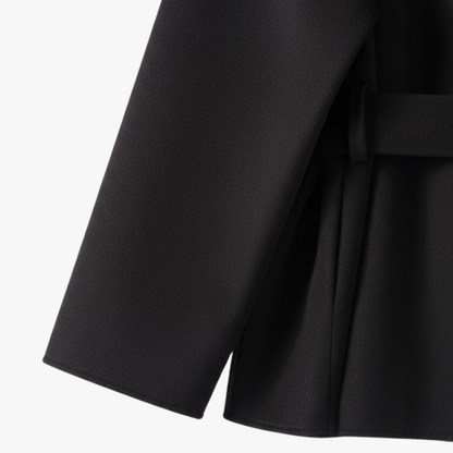 manteau femme en fausse fourrure, détail de la matière