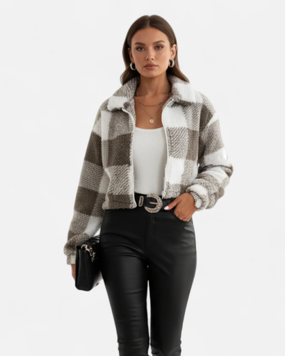 Veste Courte en Polaire à Motif Carreaux – Effet Mouton Doux