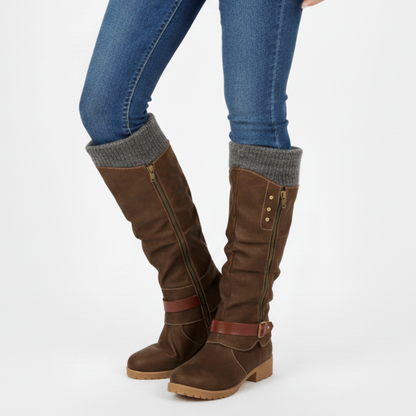 bottines d'hiver marron mi-mollet, vue de côté