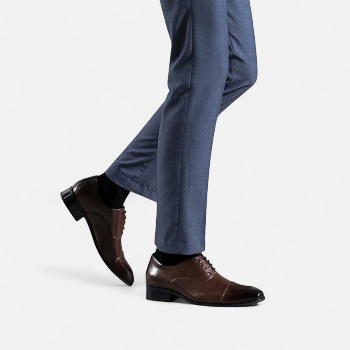 chaussures richelieu homme en cuir, détail de la semelle