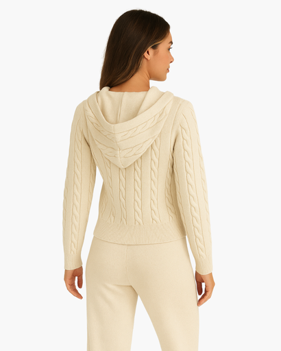 Ensemble hiver femme, détail du pantalon taille élastique