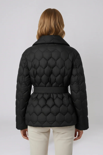 Veste Matelassée Femme Ceinturée – Coupe Élégante & Silhouette Structurée